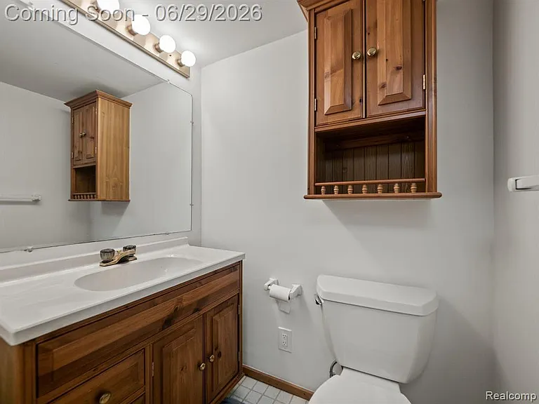 1646 S Bates St — Photo 19