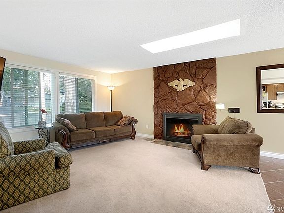 5th image of 7218 193rd Ave E