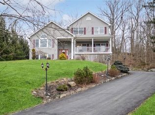 45 Saint Michaels Ter, Carmel, NY 10512