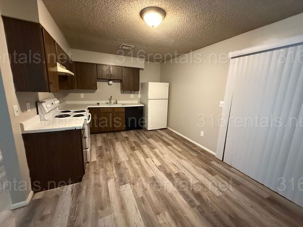 1405 E Zimmerly St #0