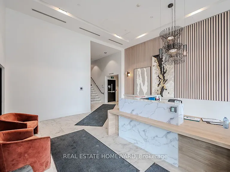 5 Wellington St S #301 — Photo 26