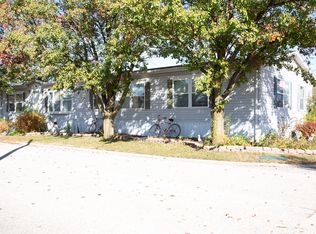 415 Autumn Oaks Rd, Chenoa, IL 61726