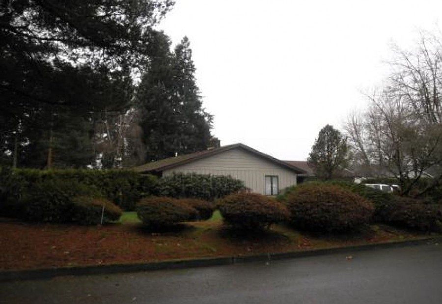 2nd image of 4821 NW Neskowin Pl