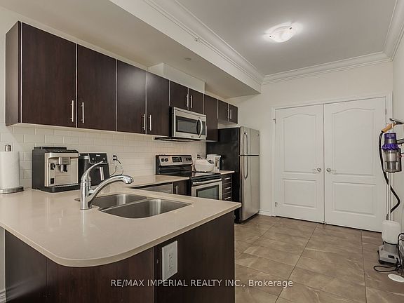 5th image of 39 Drewry Ave #22