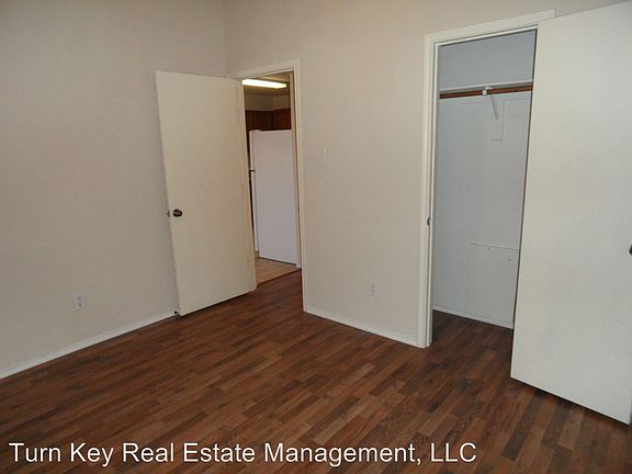 4th image of 7914 Marydean Ave