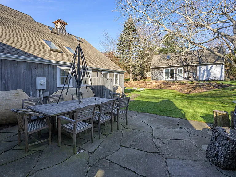 2983 Montauk Hwy — Photo 9