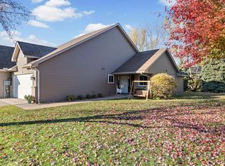 7149 Ivy Ridge Ct, Lino Lakes, MN 55014