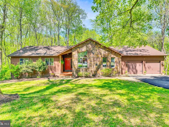 24 Scrivner Dr, Friendship, MD 20758