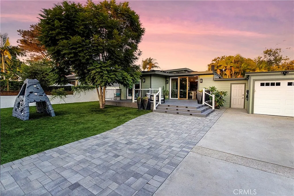 5 bed, 2574 sqft, $30,000 — Photo 3