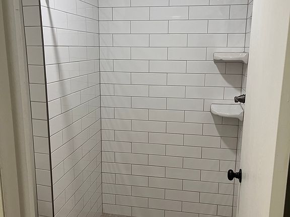 4th image of 961 Lakeside Dr APT 308