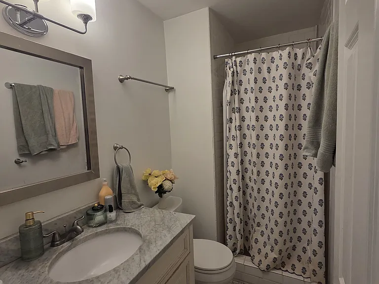 648 W Waveland Ave #2 — Photo 18