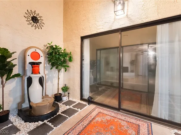 4214 Whippoorwill Cir, Las Vegas, NV 89121