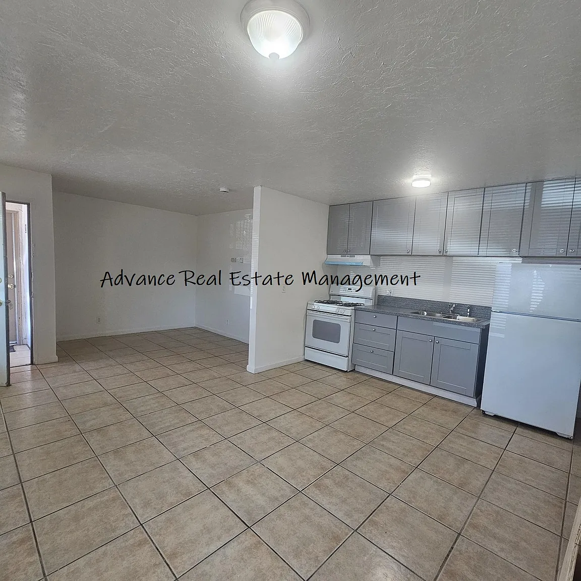 321 Fairbanks Ave #3 photo 1