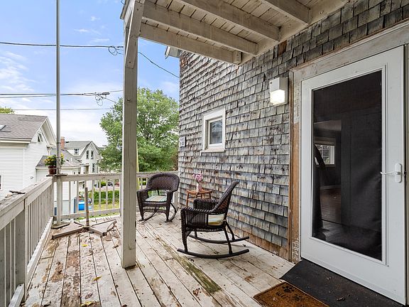 3rd image of 30R Highland St