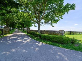 2900 Winchester Rd, Paris, KY 40361