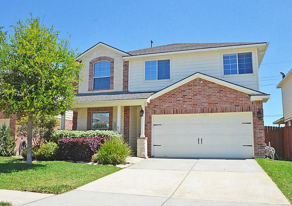1st image of 6447 Applewood Forest Dr