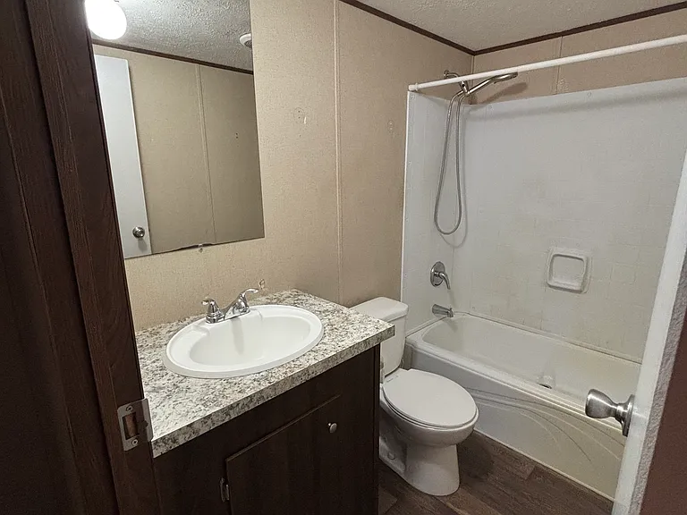 3951 S Mentor Ave #38 — Photo 18