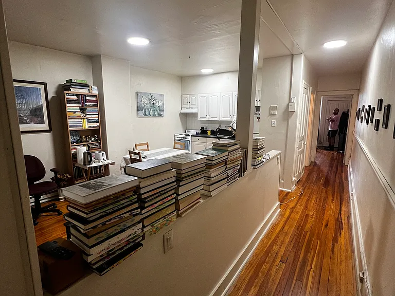 2046 Locust St #4F — Photo 1