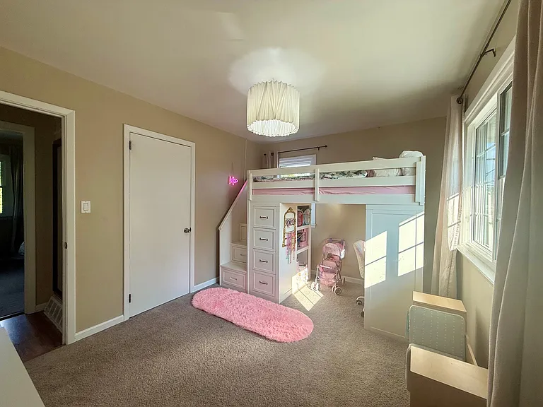 1335 Greenleaf Rd — Photo 14