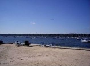 17 Beachway, Port Washington, NY 11050