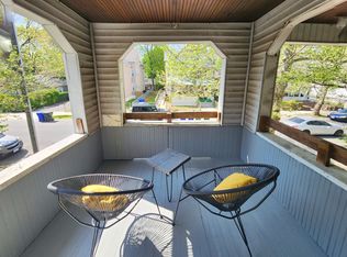 39-41 Hall St #2R, Springfield, MA 01108