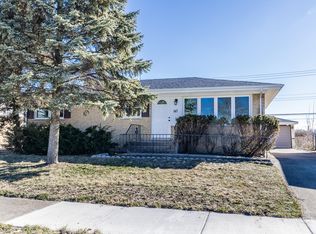 147 N Normandy Dr, Chicago Heights, IL 60411