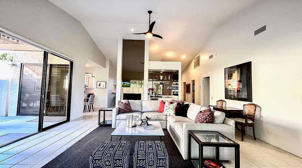 10016 Sunningdale Dr