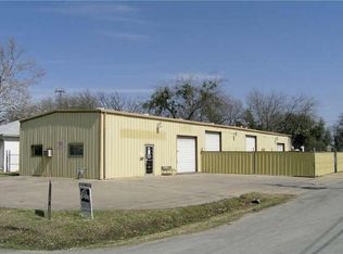 303 Mavis St, Irving, TX 75061