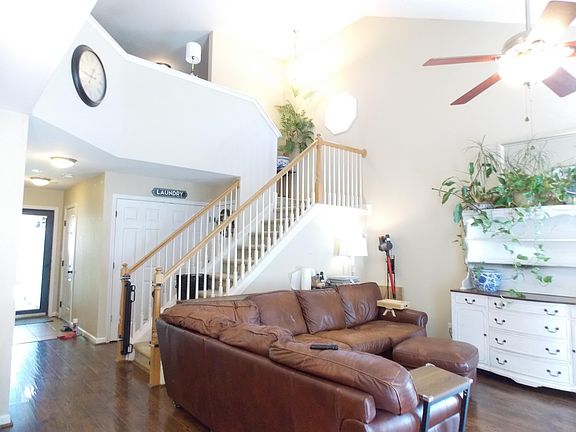 4th image of 2400 Prescott Ln