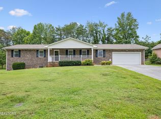 2117 S Belmont Dr, Maryville, TN 37804
