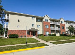 1401 N. Dakota, Ames, IA 50014