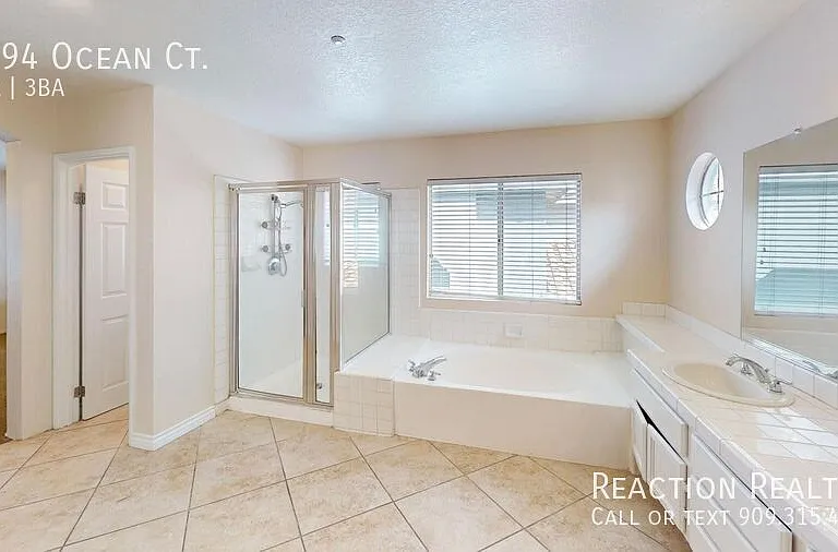 7894 Ocean Ct — Photo 9