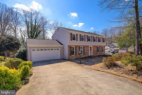 15900 Fairway Dr Photo 1