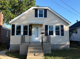 680 Pardella Ave, Saint Louis, MO 63125