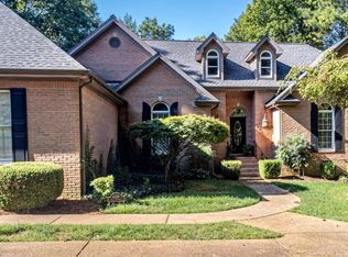 4536 Quail Hollow Dr, Paducah, KY 42001