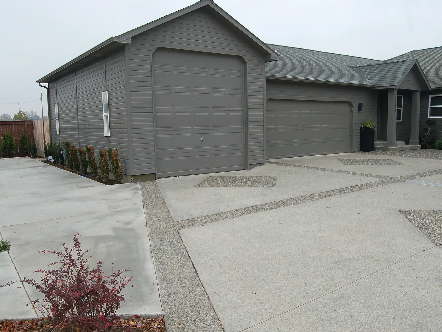 2 bed, 1132 sqft, $2,000 — Photo 2