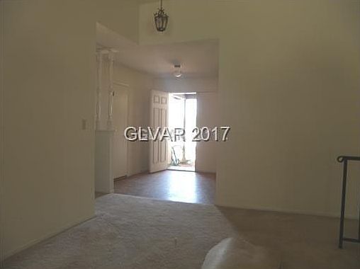 3rd image of 1112 Rock Springs Dr