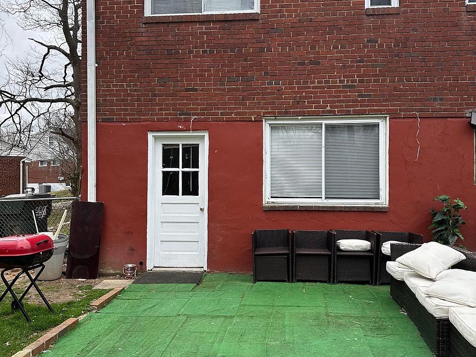 1st image of 10010 Laurie Pl