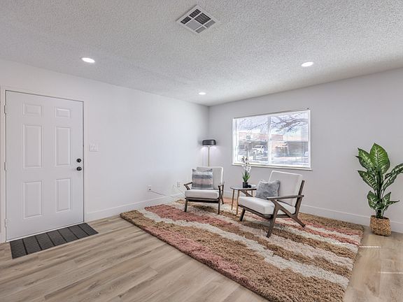 4th image of 2691 San Domingo Ln #1