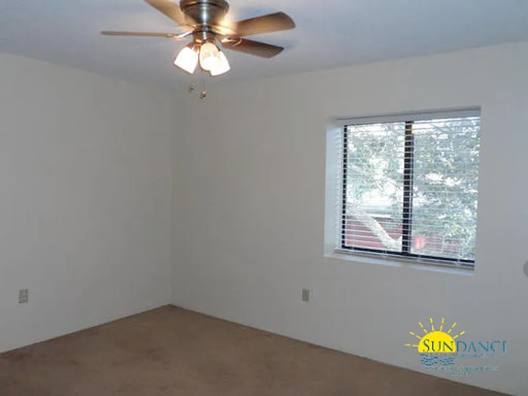 263K Brooks St SE — Photo 6