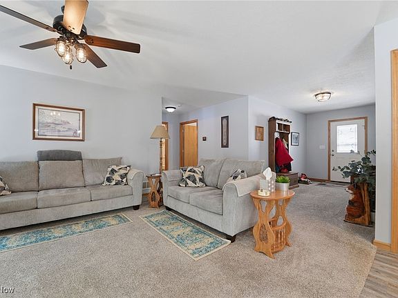 5th image of 5202 E Union Rd