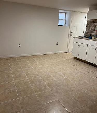 4th image of 25 Otsego St