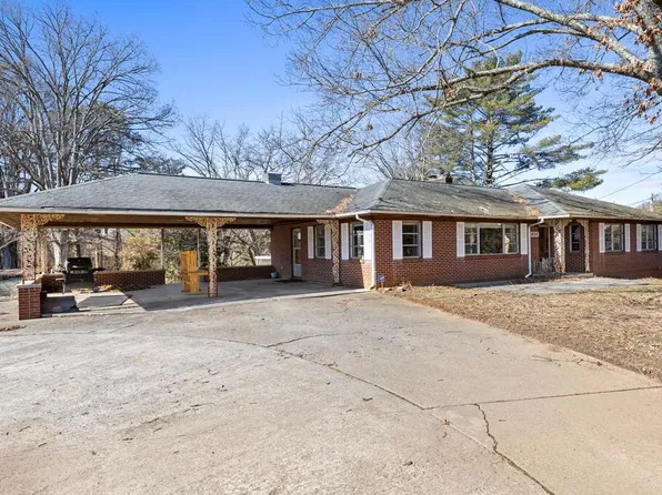 1430 Blue Ridge Dr, Blue Ridge, GA 30513