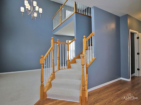 4th image of 1672 Vista Lake Dr