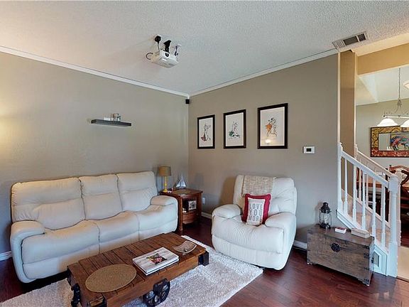 3rd image of 1792 Circle Creek Dr