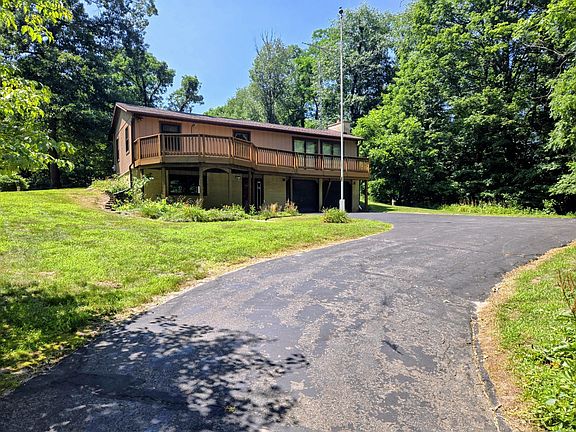 3rd image of 46550 24th St