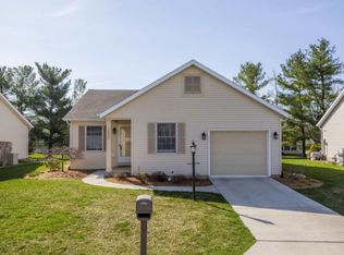 1006 Fredricksburg Ct, South Bend, IN 46614