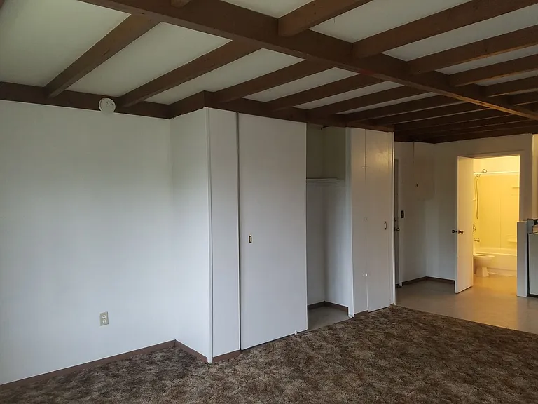 2017-2019 John Ave — Photo 3