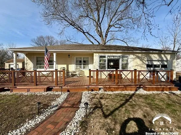 2409 Ohio St, Lawrence, KS 66046