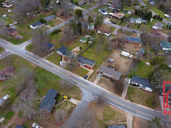 Red Gate Realty(864)221-6935